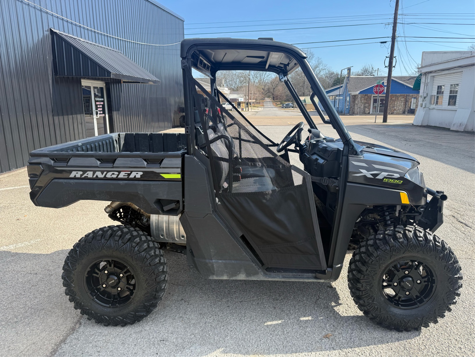 C4116EF9-69B4-48B4-95A7-AD88A88524BA